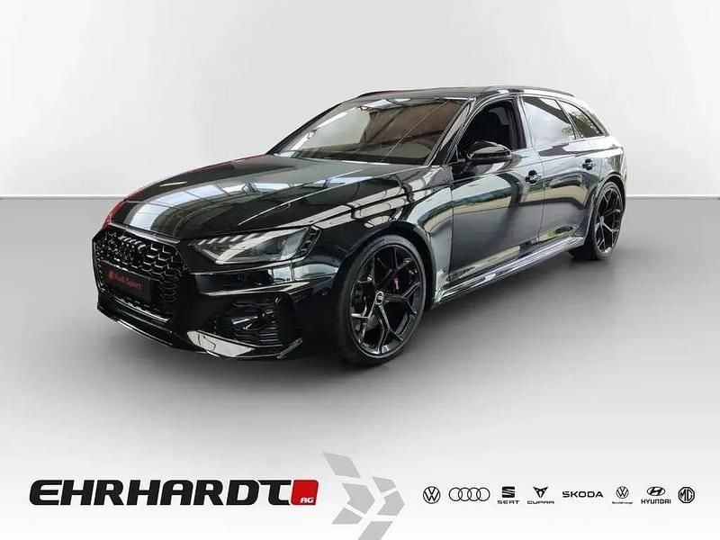 Mythosschwarz metallic Gebraucht 2024 Audi RS4 Competition Kombi | 95.550 € (Guter Preis) - Bild 1/3