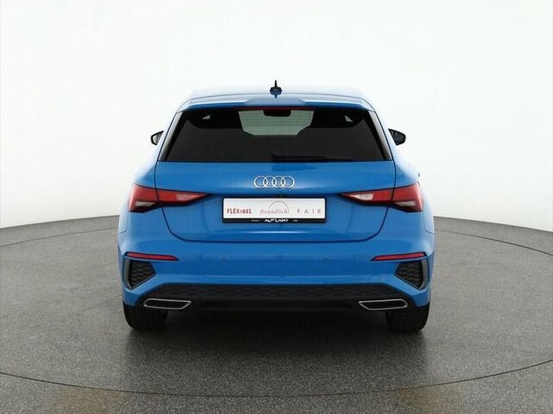 Gebraucht Audi A3 S-Line 110 PS (80 kW) 2022 Blau Limousine