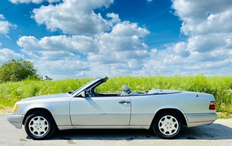 Silber metallic Gebraucht 1995 Mercedes E320 Cabrio | 24.800 € - Bild 1/4