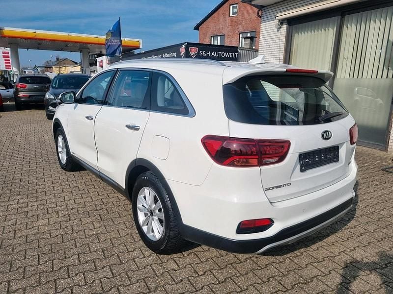 Używany Kia Sorento 200 KM (147 kW) 2018 Biały SUV