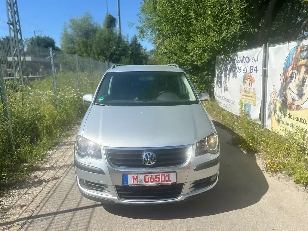Gebraucht VW Touran Cross 105 PS (77 kW) 2009 Silber Van / Kleinbus