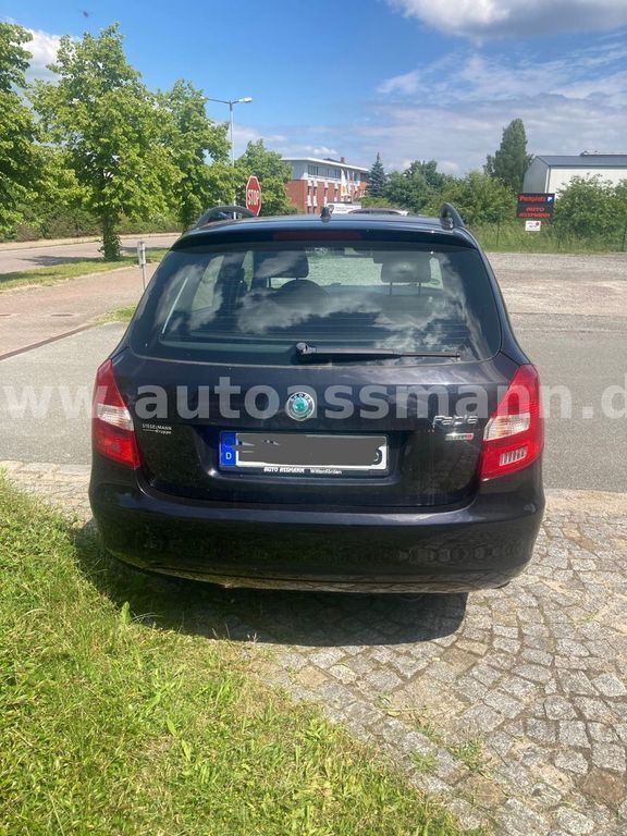 Gebraucht Skoda Fabia Cool Edition 69 PS (50 kW) 2011 Schwarz Kleinwagen