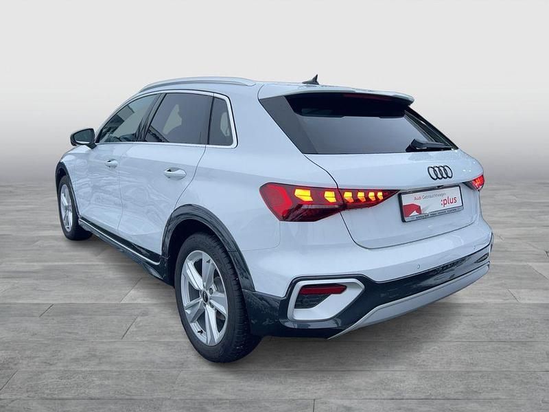 Gebraucht Audi A3 Ambiente 150 PS (110 kW) 2025 Gletscherweiß metallic Kombi