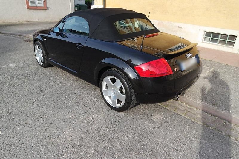Gebraucht Audi TT Roadster Design 150 PS (110 kW) 2001 Schwarz Cabrio