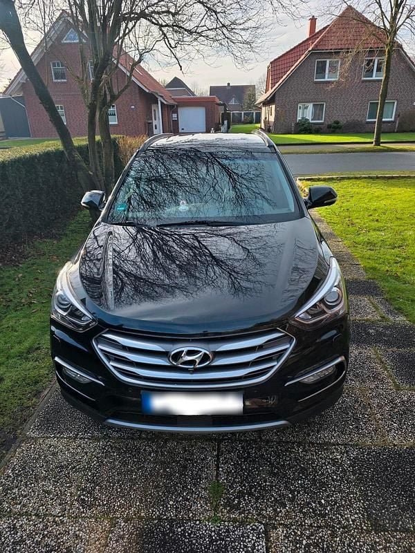 Gebraucht Hyundai Santa Fe Premium 200 PS (147 kW) 2016 Schwarz SUV