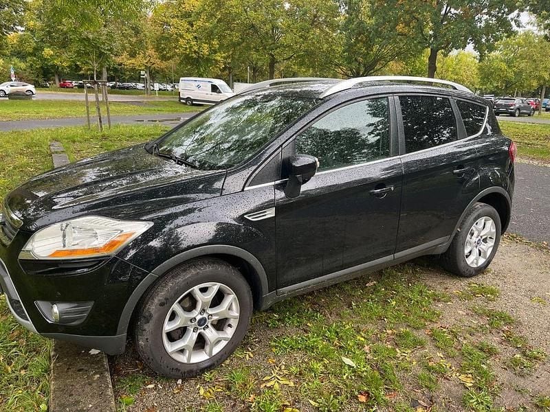Schwarz Gebraucht 2012 Ford Kuga Champions Edition SUV | 4.950 € (Superpreis) - Bild 1/4