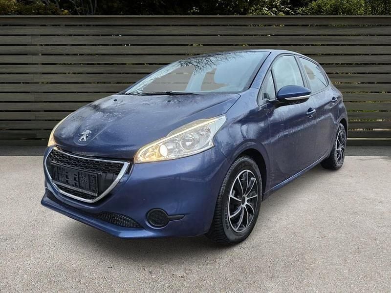 Gebraucht Peugeot 208 Active 82 PS (60 kW) 2015 Kleinwagen