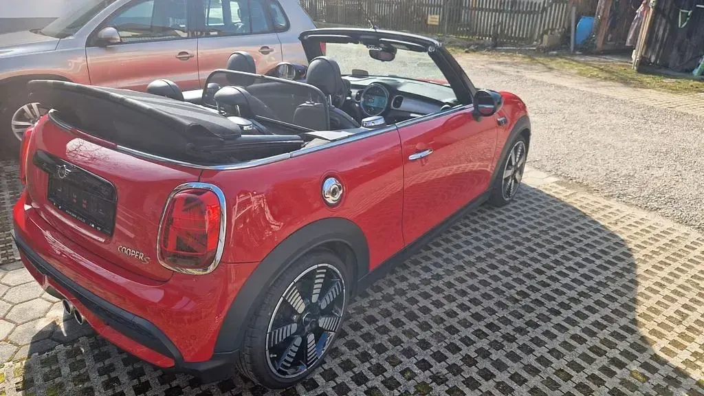 Używany Mini Cooper S 178 KM (130 kW) 2021 Czerwony Hatchback