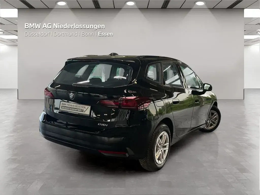 Gebraucht BMW 216 Active Tourer Shadowline 122 PS (89 kW) 2025 Schwarz Van / Kleinbus