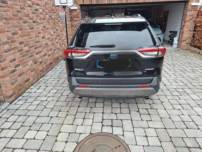 Gebraucht Toyota RAV4 Hybrid Team 224 PS (164 kW) 2019 Schwarz SUV