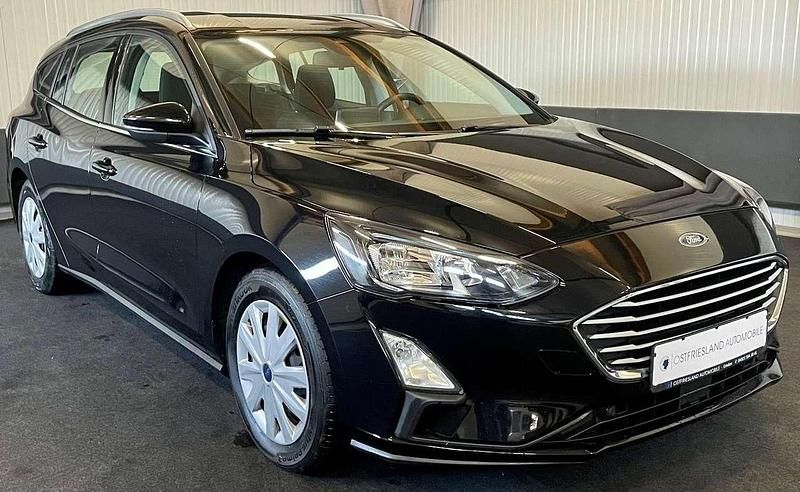 Schwarz Gebraucht 2020 Ford Focus Cool & Connect Kombi | 11.990 € (Etwas zu teuer) - Bild 1/1
