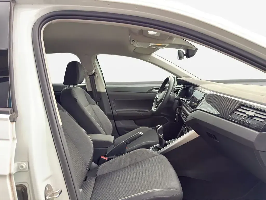 Gebraucht VW Polo Life 80 PS (58 kW) 2023 Pure white Kleinwagen