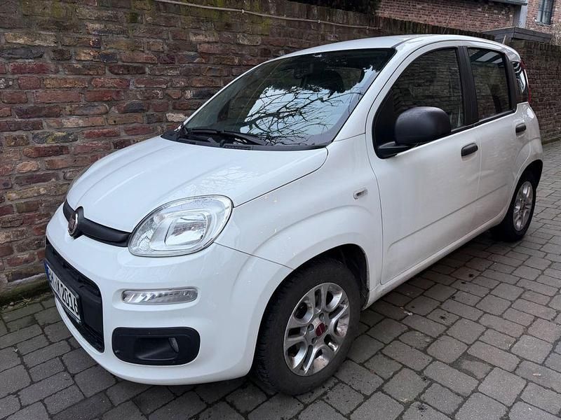 Gebraucht Fiat Panda Mystyle 69 PS (50 kW) 2015 Weiß Kleinwagen