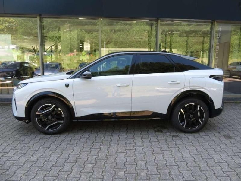 Okanit weiss Gebraucht 2024 Peugeot e-3008 GT SUV | 54.900 € (Etwas zu teuer) - Bild 1/4