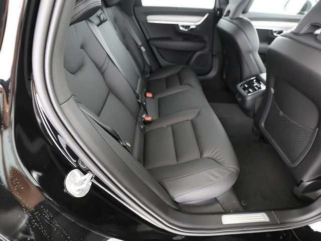 Gebraucht Volvo S90 173 PS (127 kW) 2024 Limousine