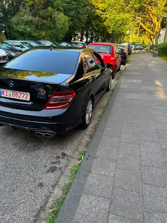 Gebraucht Mercedes C320 224 PS (164 kW) 2008 Schwarz Limousine
