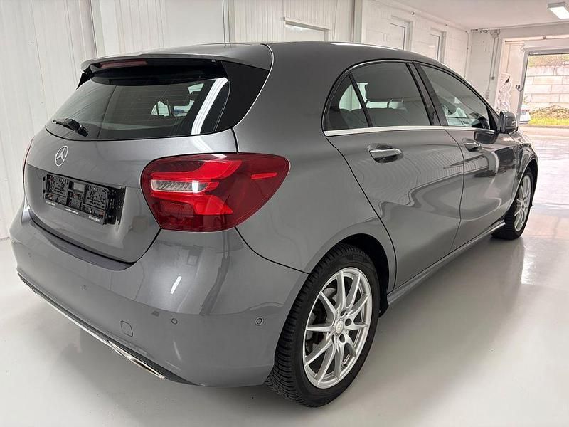 Gebraucht Mercedes A200 156 PS (114 kW) 2016 Grau Limousine