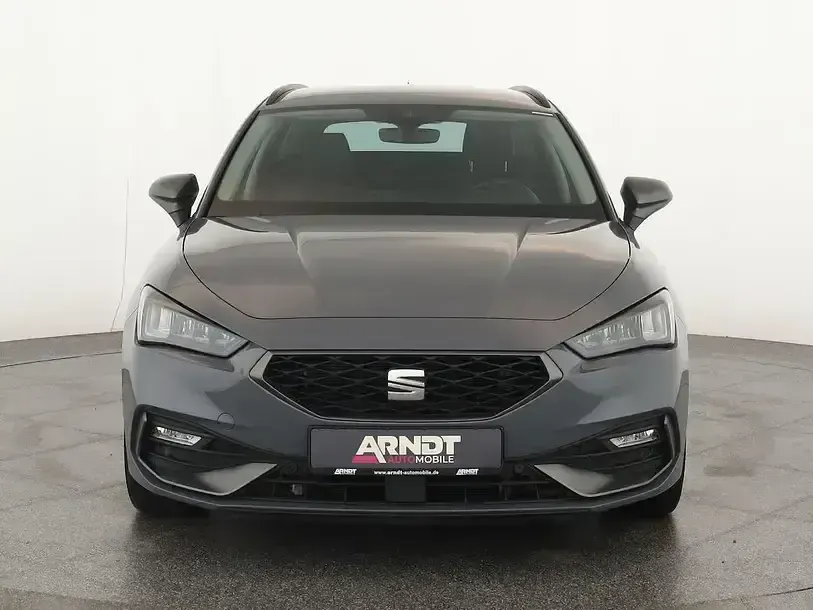 Gebraucht Seat Leon FR 150 PS (110 kW) 2024 Graphene grau Limousine