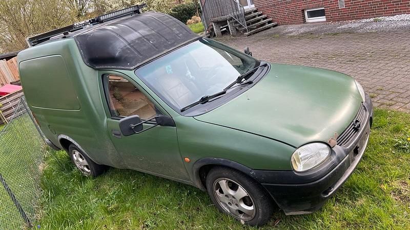 Usata Opel Combo 75 CV (55 kW) 2000 Verde Monovolume