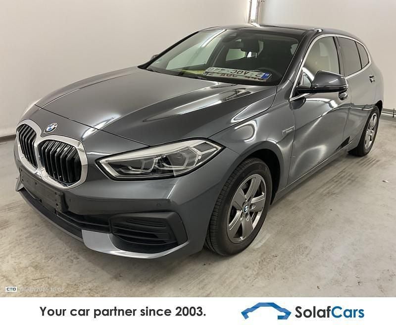 Grau Gebraucht 2021 BMW 116 Kleinwagen | 13.915 € (Guter Preis) - Bild 1/4