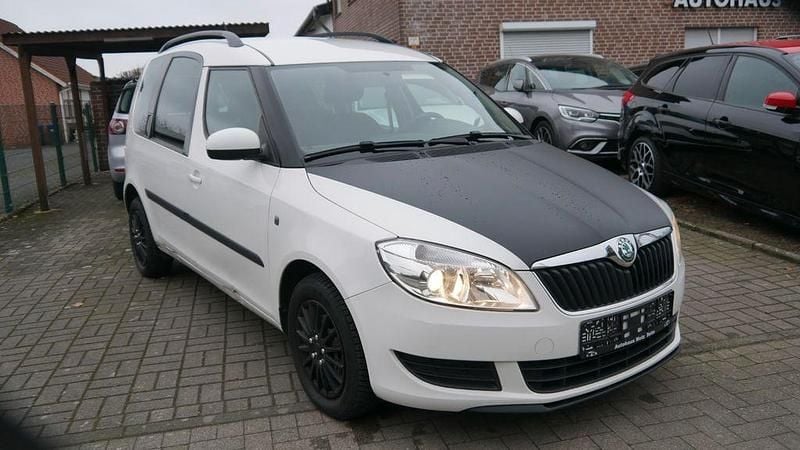 Gebraucht Skoda Roomster Plus Edition 86 PS (63 kW) 2012 Weiß Van / Kleinbus