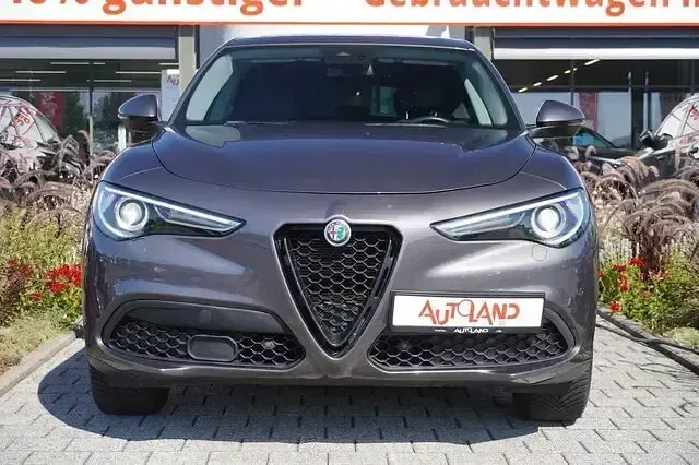 Gebraucht Alfa Romeo Stelvio Sprint 190 PS (139 kW) 2020 Colore esterno SUV