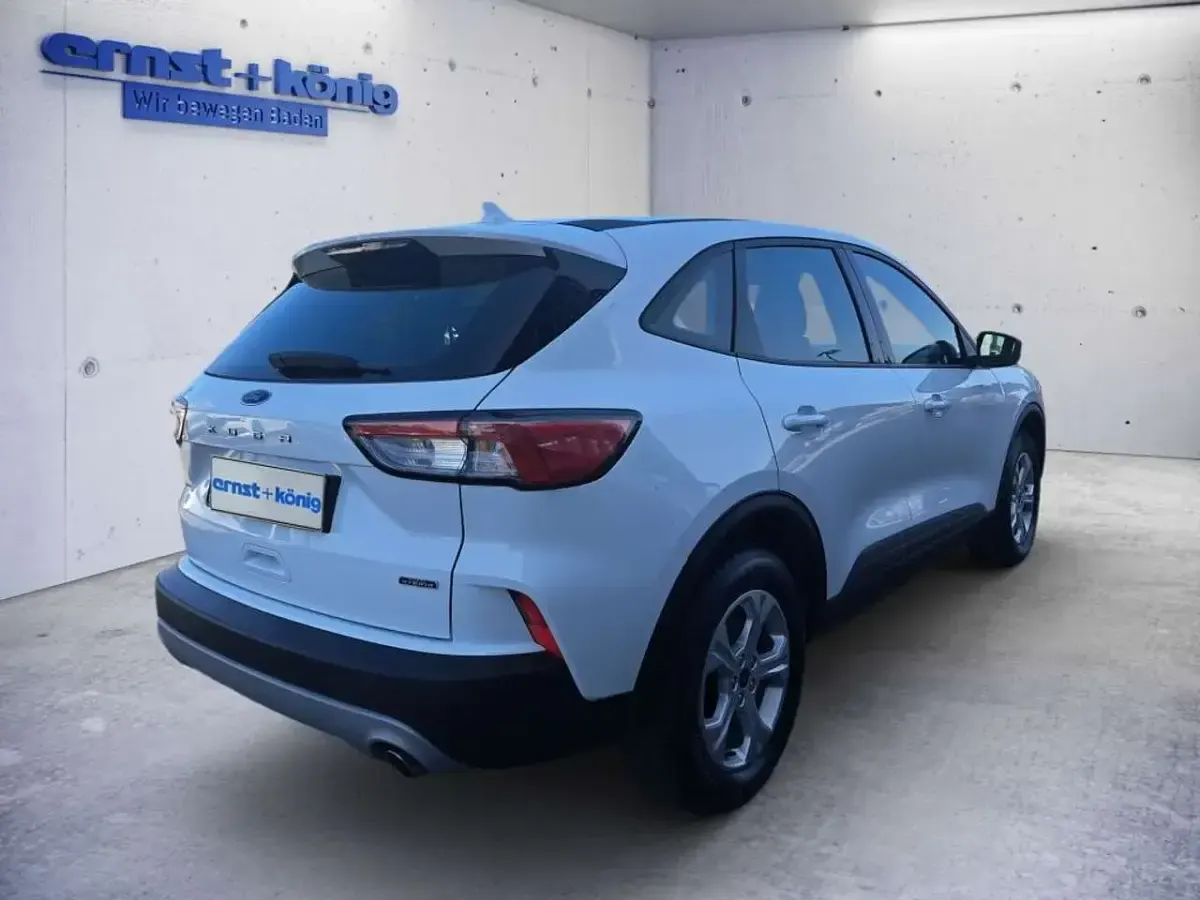 Occasion Ford Kuga Cool & Connect 224 ch (164 kW) 2022 Blanc SUV