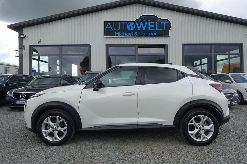 Weiß Gebraucht 2020 Nissan Juke SUV | 15.680 € (Guter Preis) - Bild 1/4