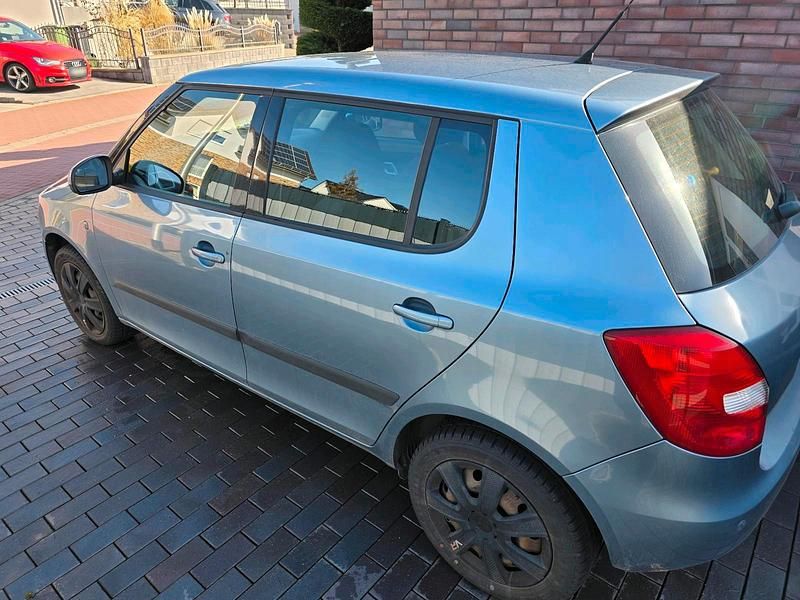 Gebraucht Skoda Fabia 86 PS (63 kW) 2008 Blau Kleinwagen