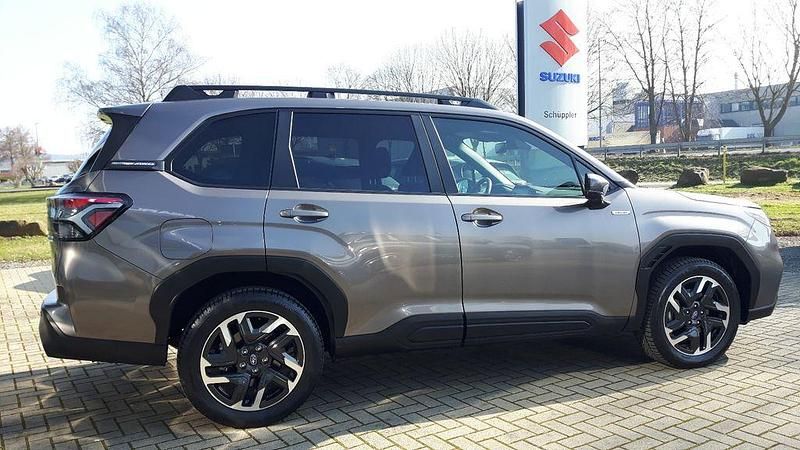 Neu Subaru Forester Exclusive+ 136 PS (100 kW) 2026 Beige SUV