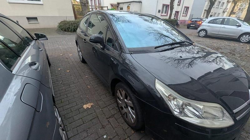 Schwarz Gebraucht 2006 Citroën C4 Coupé | 1.500 € (Guter Preis) - Bild 1/4
