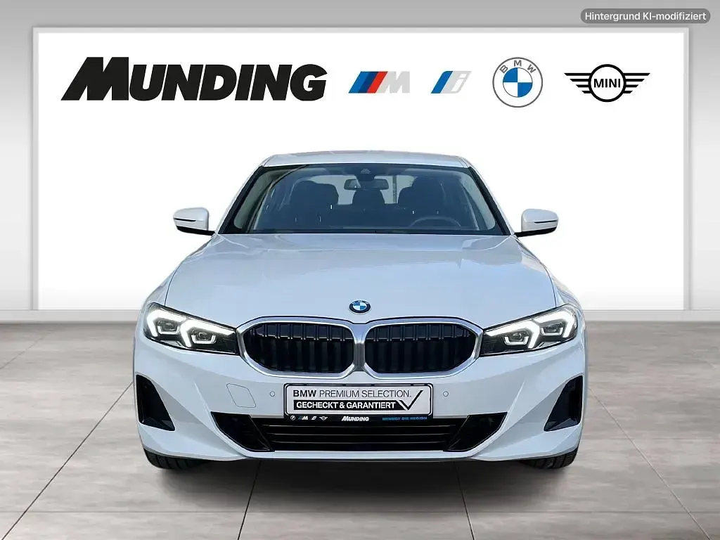 Gebraucht BMW 318 Comfort Edition 156 PS (114 kW) 2025 Weiß Limousine