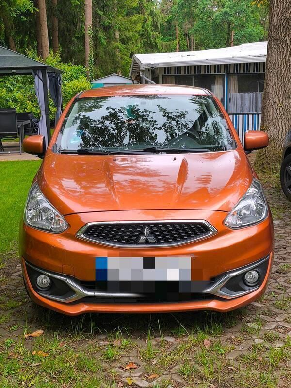 Orange Gebraucht 2018 Mitsubishi Space Star Limousine | 5.900 € (Guter Preis) - Bild 1/4
