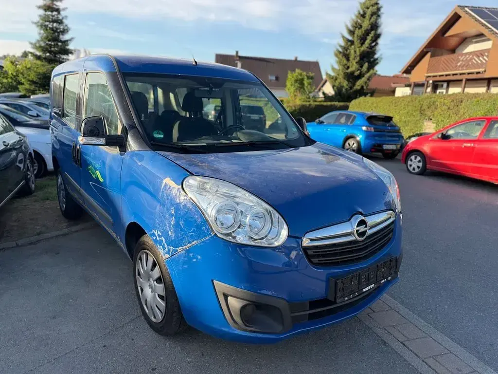Gebraucht Opel Combo 95 PS (69 kW) 2017 Blau Van / Kleinbus