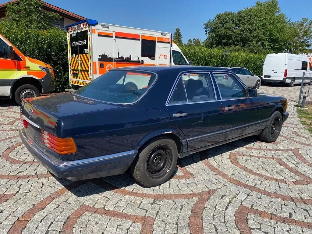 Gebraucht Mercedes S300 179 PS (131 kW) 1990 Blau Limousine