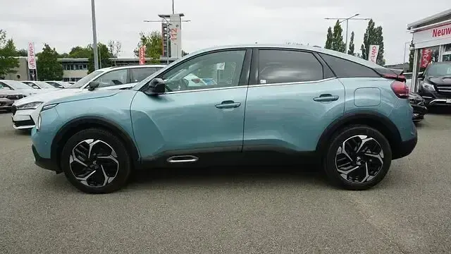 Gebraucht Citroën C4 Shine 131 PS (96 kW) 2023 Blau SUV
