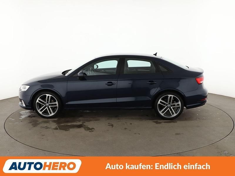 Gebraucht Audi A3 Sport 116 PS (85 kW) 2018 Blau Limousine