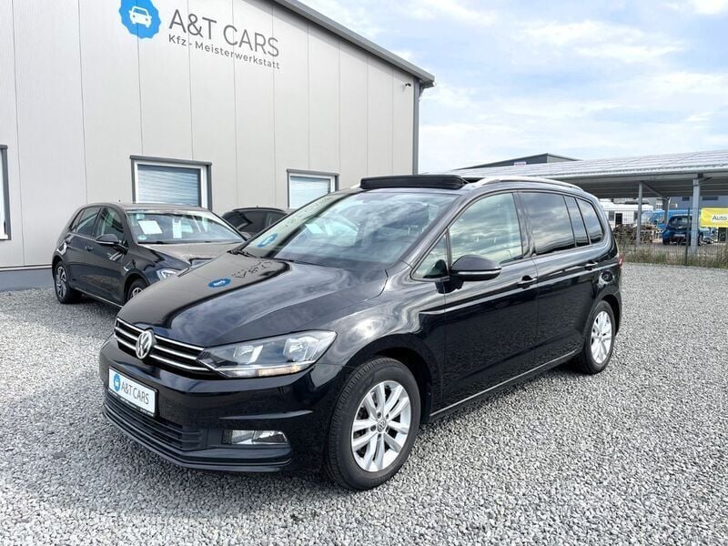 Schwarz Gebraucht 2016 VW Touran Van / Kleinbus | 18.990 € (Fairer Preis) - Bild 1/4