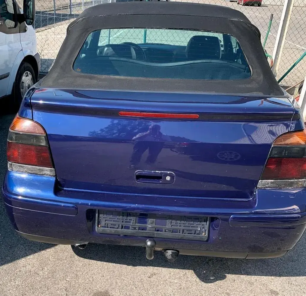 Gebraucht VW Golf Cabriolet 115 PS (84 kW) 2002 Blau Cabrio