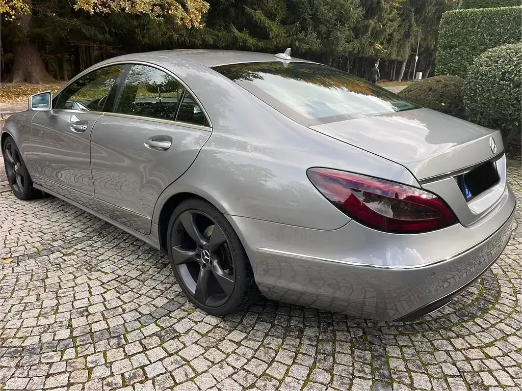 Gebraucht Mercedes CLS350 265 PS (194 kW) 2011 Grau Coupé