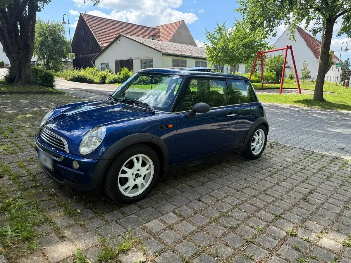 Gebraucht Mini Cooper 90 PS (66 kW) 2001 Blau Kleinwagen