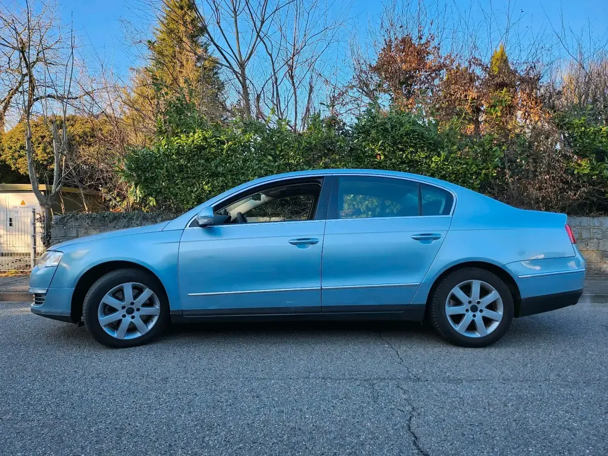 Brugt VW Passat 102 HK (75 kW) 2007 Blå Sedan