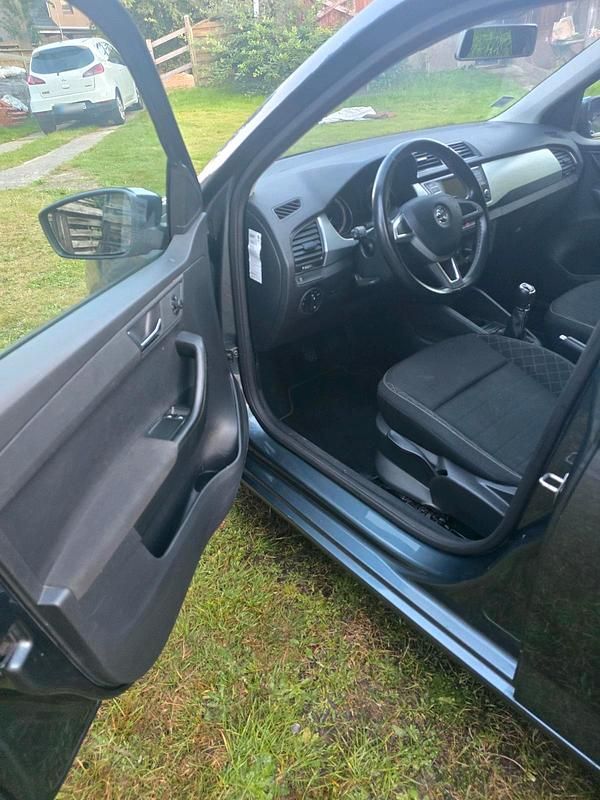 Gebraucht Skoda Fabia 90 PS (66 kW) 2015 Kombi