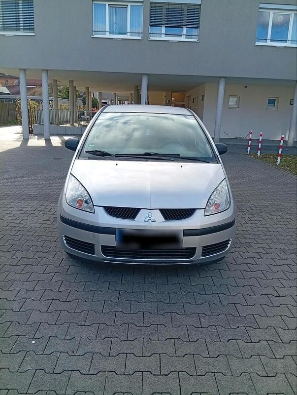 Gebraucht Mitsubishi Colt 75 PS (55 kW) 2005 Silber Kleinwagen