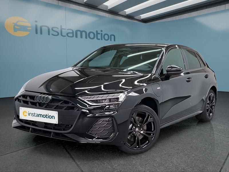 Schwarz Neu 2025 Audi A3 Sportback e-tron Kleinwagen | 60.149 € - Bild 1/4