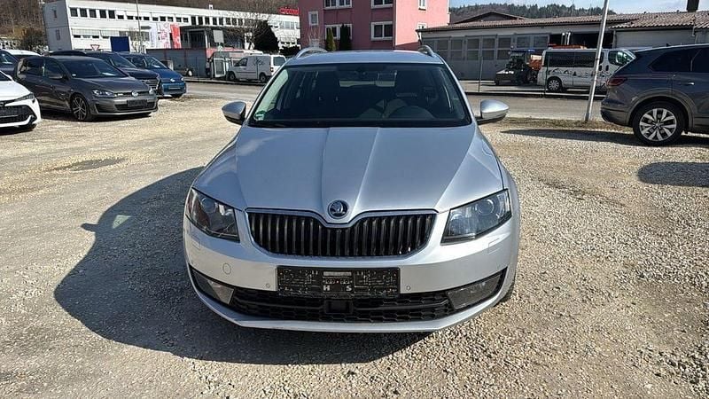 Gebraucht Skoda Octavia Joy 110 PS (80 kW) 2017 Silber Kombi
