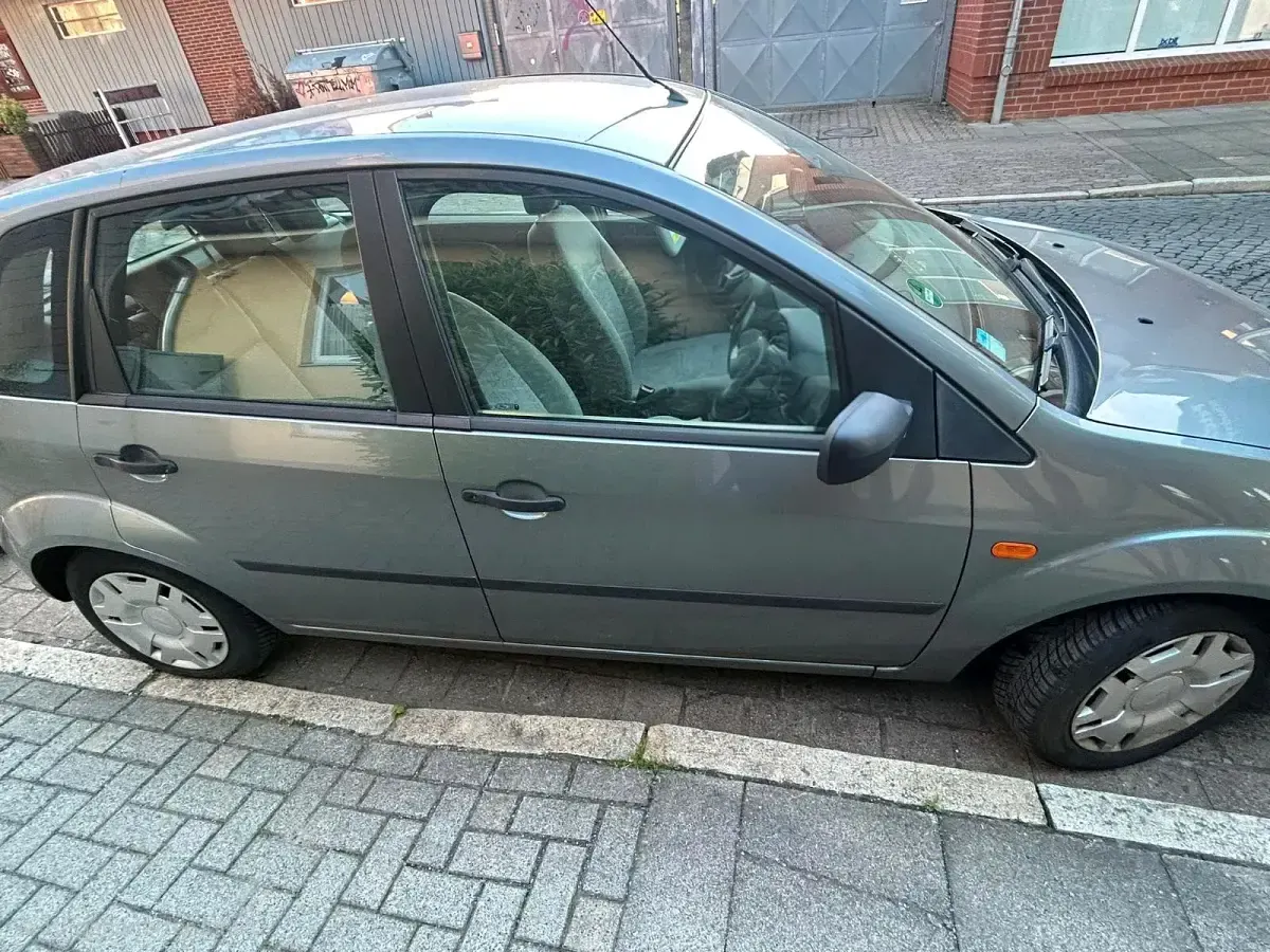 Gebraucht Ford Fiesta 60 PS (44 kW) 2002 Kleinwagen