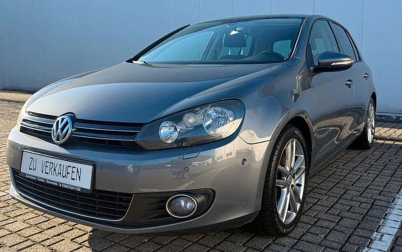 Gebraucht VW Golf VI Team 122 PS (89 kW) 2010 Grau Kleinwagen