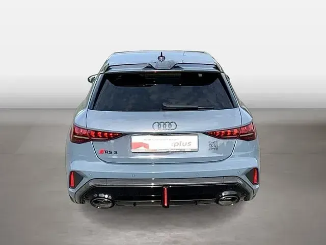 Gebraucht Audi RS3 Sportback Sport 400 PS (294 kW) 2026 Grau Kleinwagen