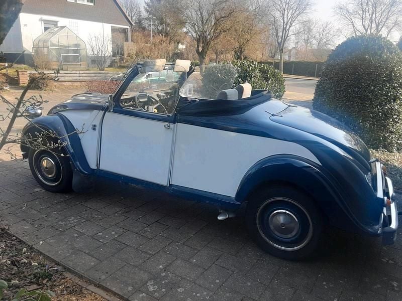 Gebraucht Citroën 2CV 28 PS (20 kW) 1982 Blau Limousine